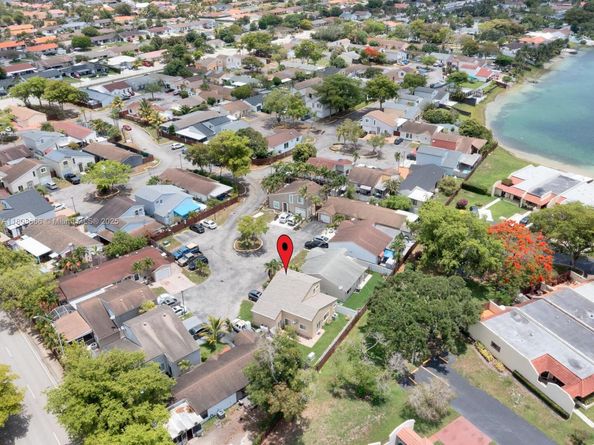 6566 NW 197th Ln, Hialeah FL 33015