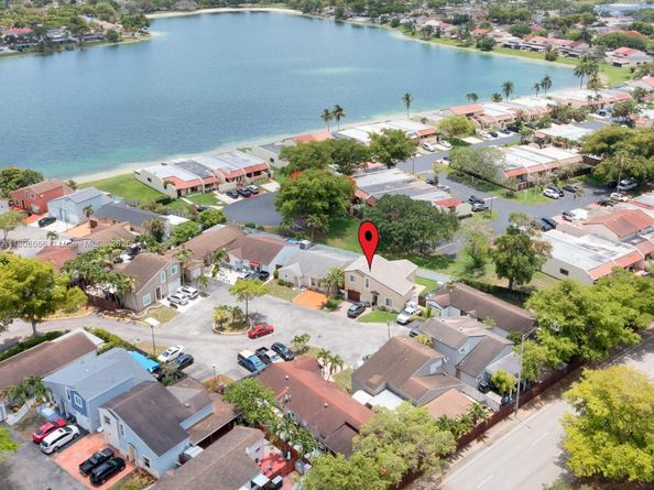 6566 NW 197th Ln, Hialeah FL 33015