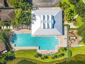 1147 NE 37th Pl, Homestead FL 33033