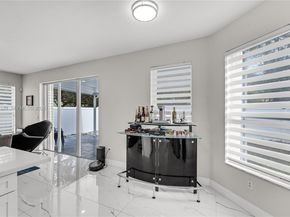 1147 NE 37th Pl, Homestead FL 33033