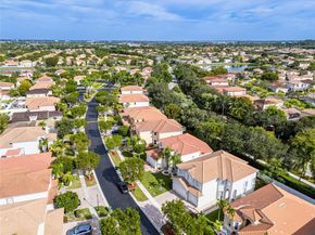 1147 NE 37th Pl, Homestead FL 33033