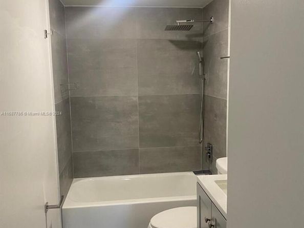 400 Kings Point Dr 911, Sunny Isles Beach FL 33160