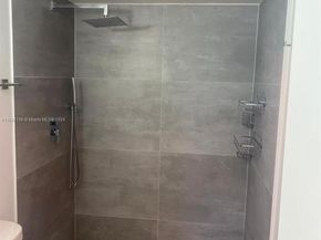 400 Kings Point Dr 911, Sunny Isles Beach FL 33160