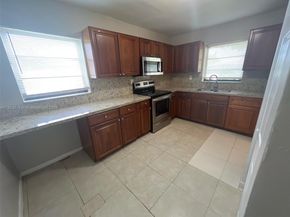 18900 NW 19th Ave, Miami Gardens FL 33056