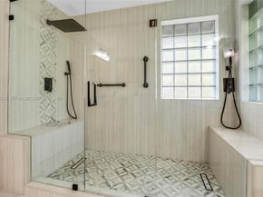 3835 Crestwood Cir, Weston FL 33331