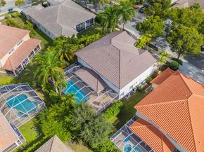 3835 Crestwood Cir, Weston FL 33331