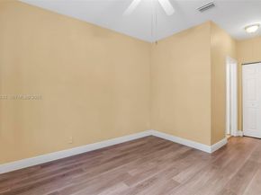 3835 Crestwood Cir, Weston FL 33331