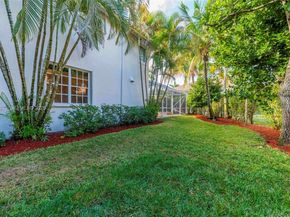 3835 Crestwood Cir, Weston FL 33331