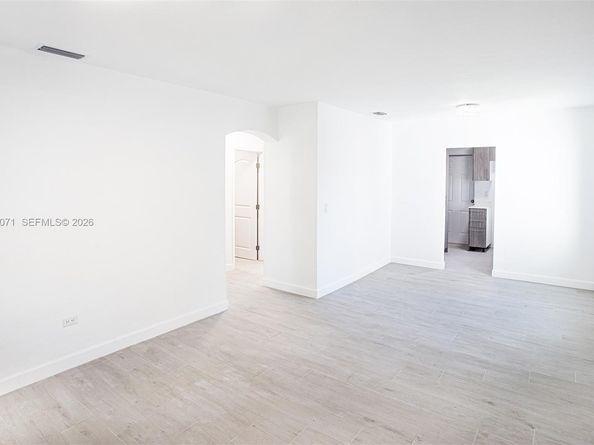 2620 SW 9th St, Miami FL 33135