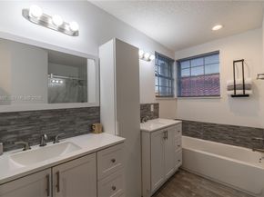 365 Somerset Way, Weston FL 33326