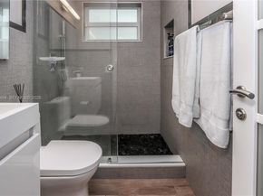 844 Johnson St, Hollywood FL 33019