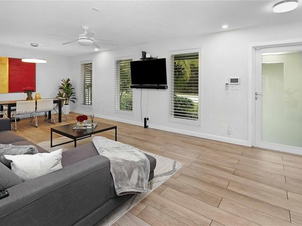 844 Johnson St, Hollywood FL 33019