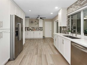 844 Johnson St, Hollywood FL 33019