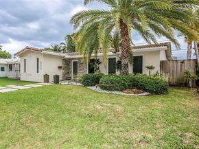 844 Johnson St, Hollywood FL 33019