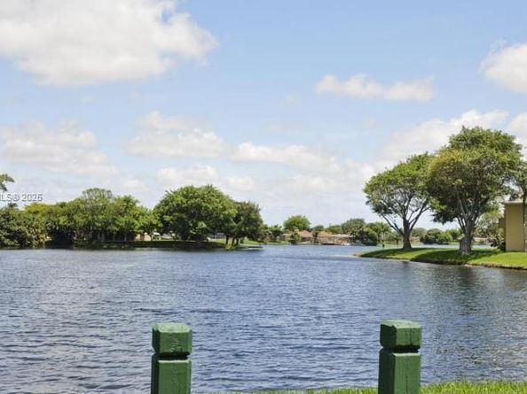 2091 NW 96th Ter 13A, Pembroke Pines FL 33024