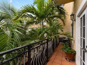 2919 Coconut Ave 1, Miami FL 33133