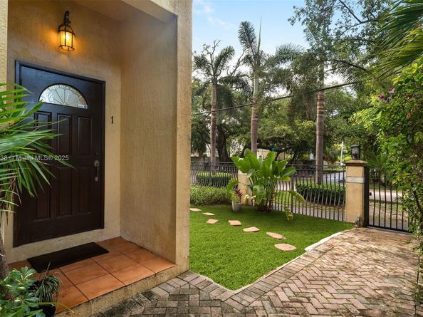 2919 Coconut Ave 1, Miami FL 33133