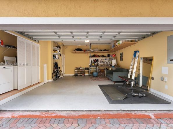 2919 Coconut Ave 1, Miami FL 33133
