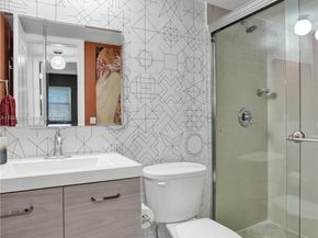 2780 N Pine Island Rd 112, Sunrise FL 33322