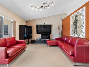 8195 NW 41st St, Coral Springs FL 33065