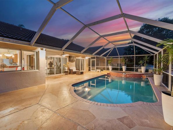 8195 NW 41st St, Coral Springs FL 33065