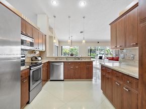 8195 NW 41st St, Coral Springs FL 33065