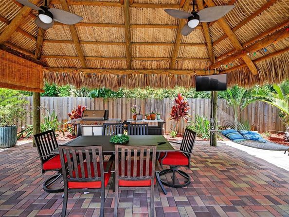 6201 SW 3rd St, Plantation FL 33317