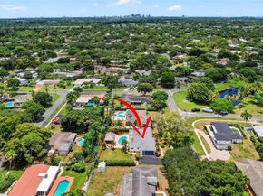 6201 SW 3rd St, Plantation FL 33317