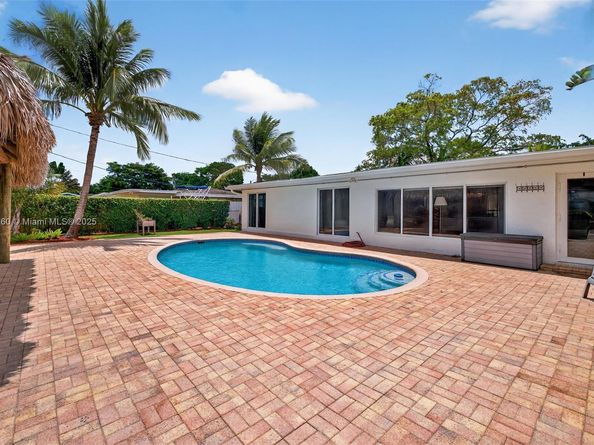 6201 SW 3rd St, Plantation FL 33317