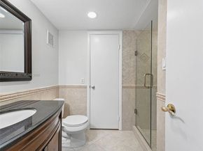 12259 NW 11th St, Pembroke Pines FL 33026