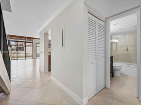 12259 NW 11th St, Pembroke Pines FL 33026