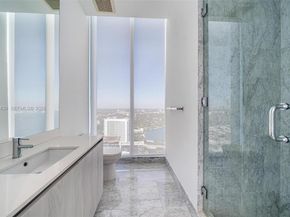 3131 NE 7th Ave UPH5303, Miami FL 33137