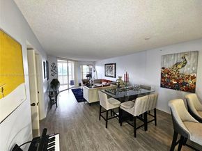7730 Granville Dr 202, Tamarac FL 33321