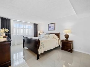 2401 S Ocean Dr 1007, Hollywood FL 33019