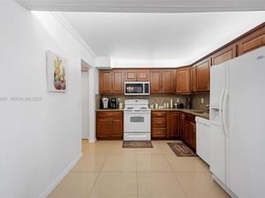 2401 S Ocean Dr 1007, Hollywood FL 33019