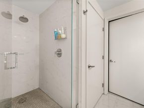 16385 Biscayne Blvd 1019, North Miami Beach FL 33160