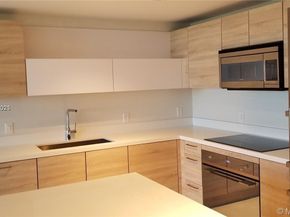 16385 Biscayne Blvd 1019, North Miami Beach FL 33160