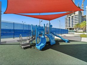 16385 Biscayne Blvd 1019, North Miami Beach FL 33160