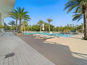 16385 Biscayne Blvd 1019, North Miami Beach FL 33160