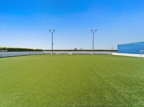 16385 Biscayne Blvd 1019, North Miami Beach FL 33160