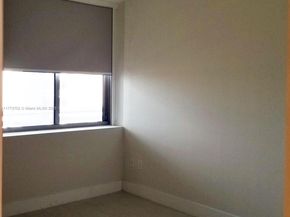 16385 Biscayne Blvd 1019, North Miami Beach FL 33160
