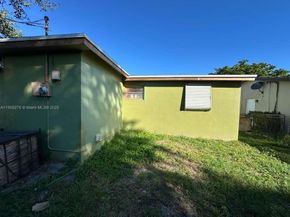 7570 Venetian St, Miramar FL 33023