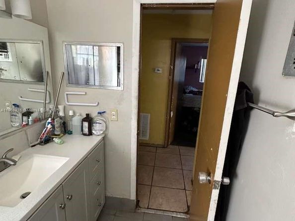 7570 Venetian St, Miramar FL 33023