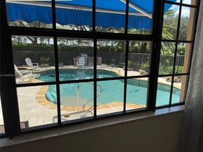 3445 NW 87th Ave, Cooper City FL 33024