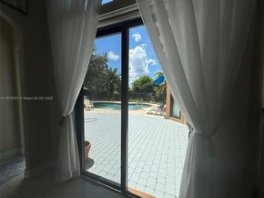 3445 NW 87th Ave, Cooper City FL 33024