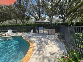 3445 NW 87th Ave, Cooper City FL 33024