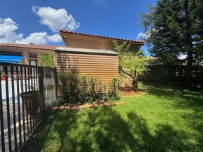 3445 NW 87th Ave, Cooper City FL 33024