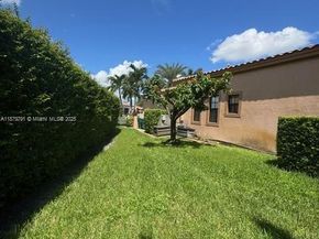 3445 NW 87th Ave, Cooper City FL 33024
