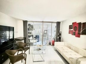 1401 NE 191st St D201, Miami FL 33179