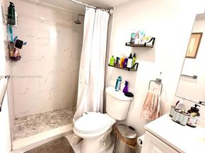 1401 NE 191st St D201, Miami FL 33179